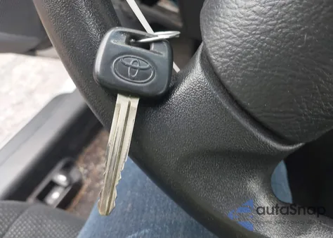 2012 Toyota Yaris из США, поврежденный, VIN JTDBT4K36CL017970